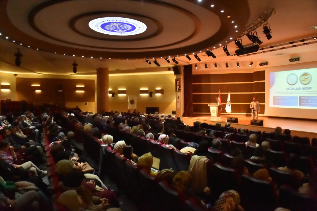 “Maarif Modeli Aile Konferansları”